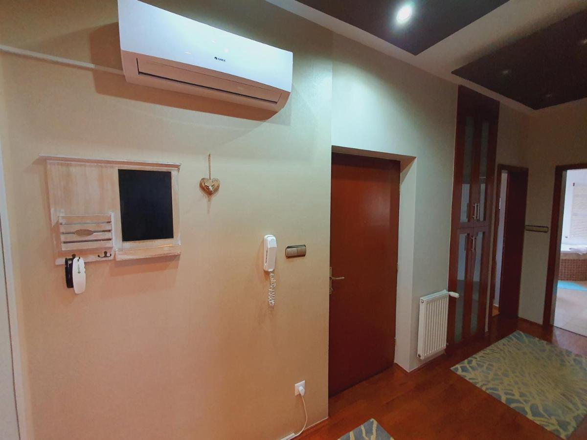 Adel Apartman Miskolc Exterior foto