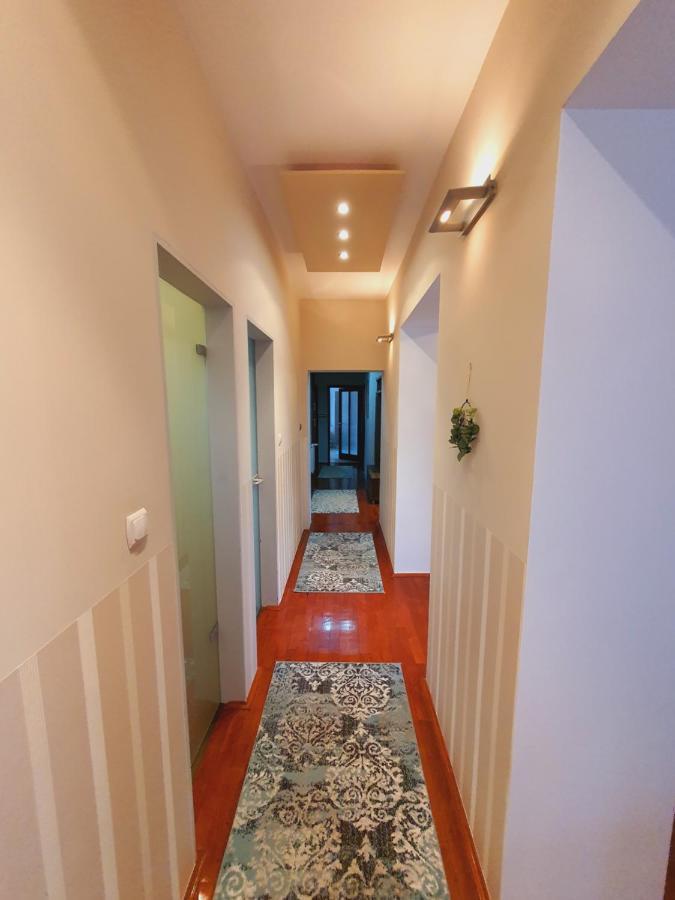 Adel Apartman Miskolc Exterior foto